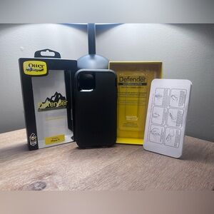 OtterBox Defender Series Black Case for iPhone 11